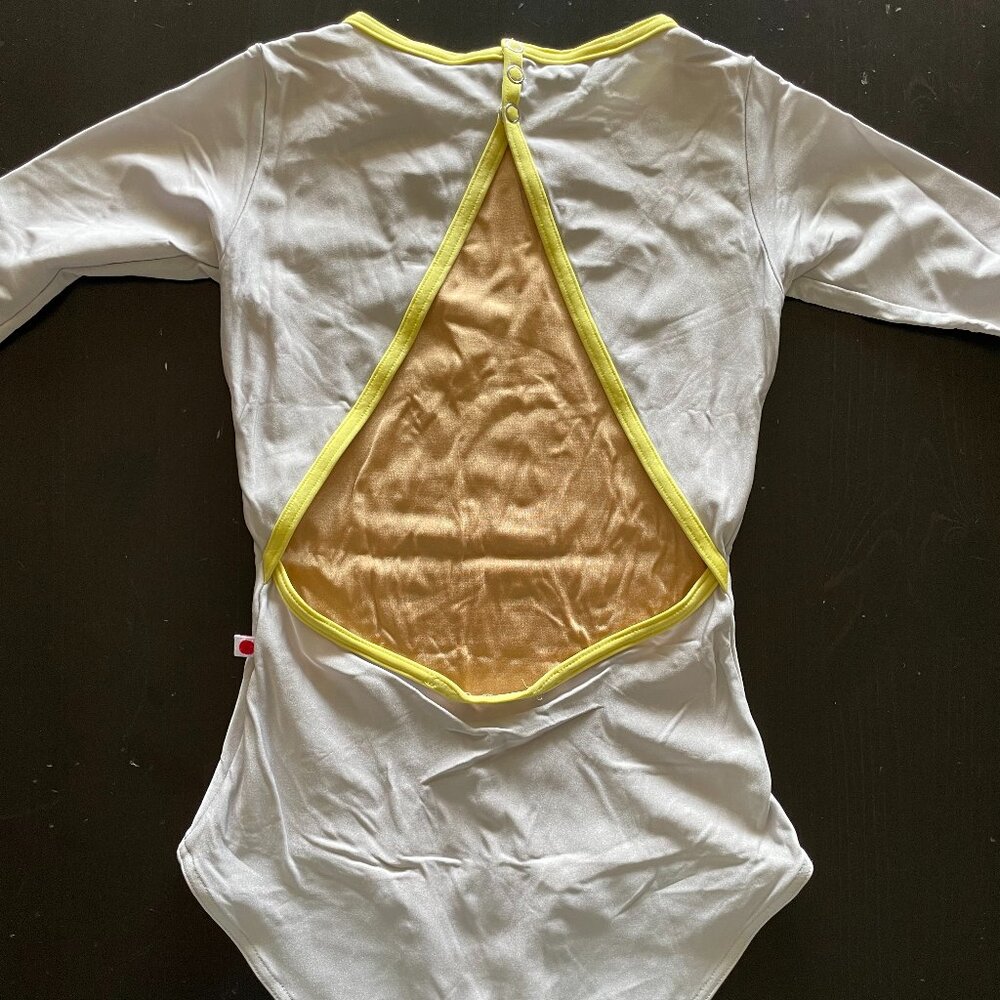 Yumiko Larissa Adult XS 3/4 sleeve - Picture 2 of 6